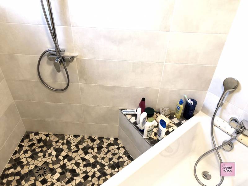 Rénovation avec baignoire et douche à l'italienne à Saint Gély du Fesc